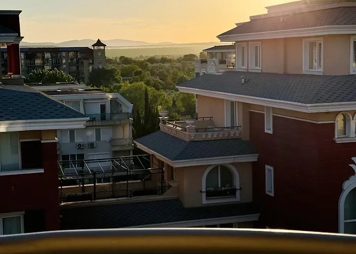 Royal Sunset 公寓 阳光海滩